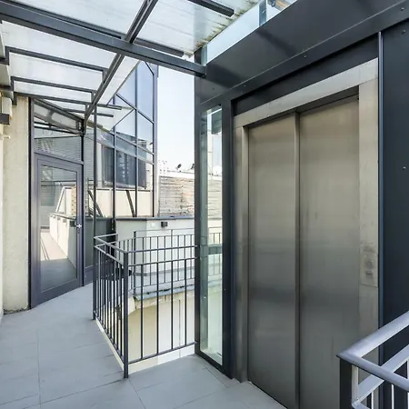 Rooftop Luxury Downtown