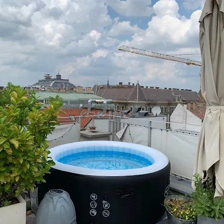 Rooftop Luxury Downtown Budapest